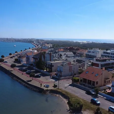 Casa Palheiro Amarelo Da Biarritz Holiday home