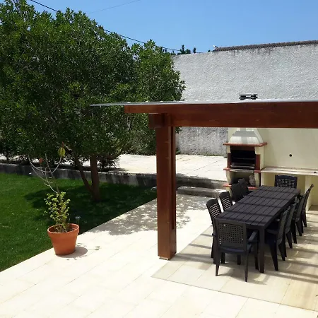 Casa Palheiro Amarelo Da Biarritz Holiday home *