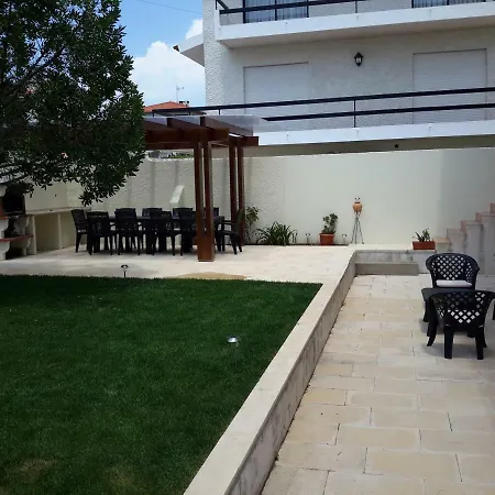 Casa Palheiro Amarelo Da Biarritz * Costa Nova