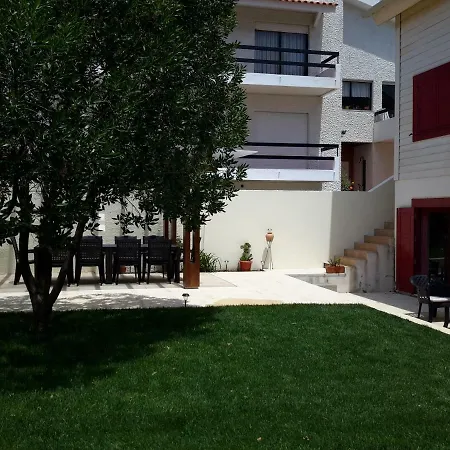 Holiday home Casa Palheiro Amarelo Da Biarritz *